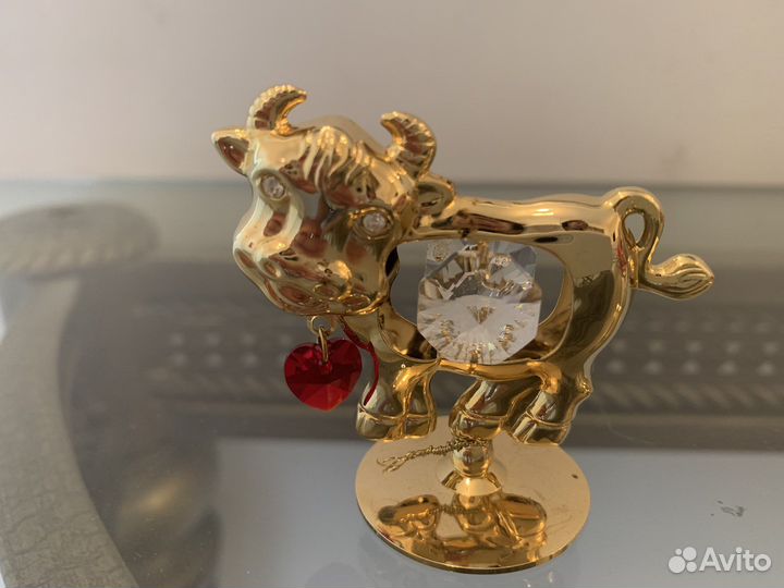 Фигурки с кристаллами Swarovski