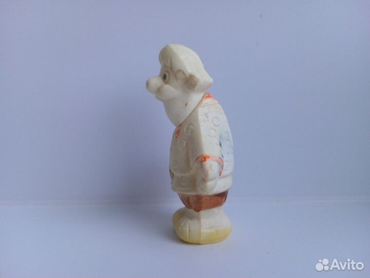 Дед игрушка СССР колкий пластик