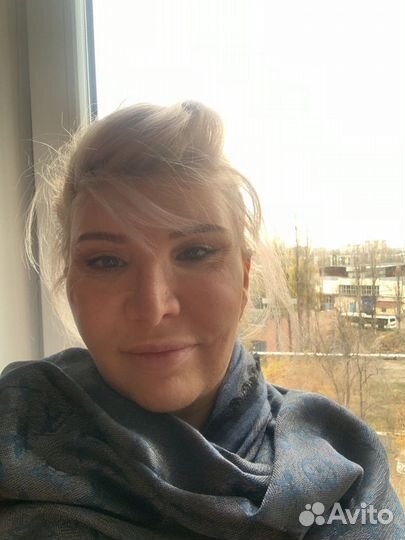 Администратор, управляющий гостевым домом, кладовщ