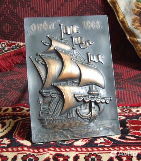 Эстамп настольный металлический Корабль орел