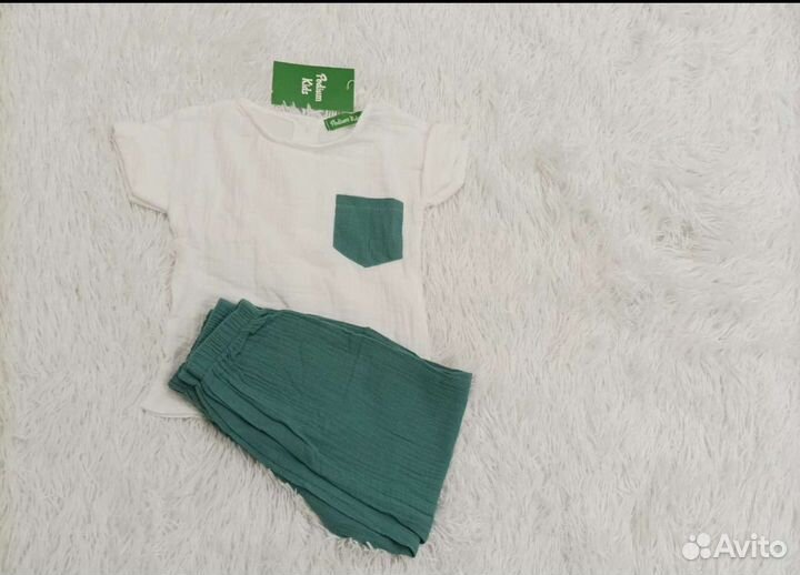 Летний муслиновый костюм детский новый