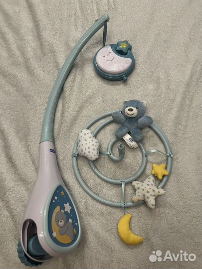 Детский мобиль в кроватку