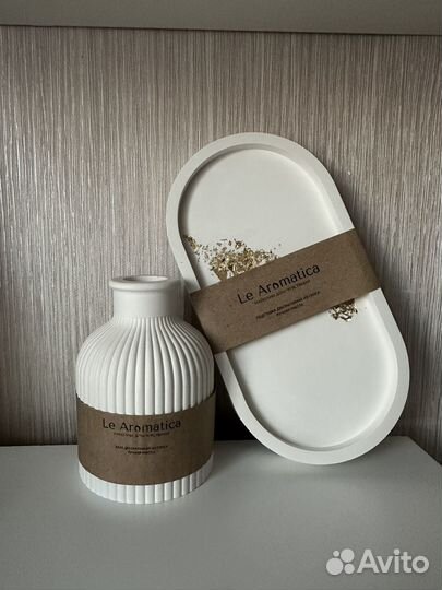 Подставка и ваза из гипса