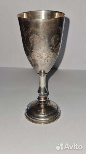 Серебряная рюмка