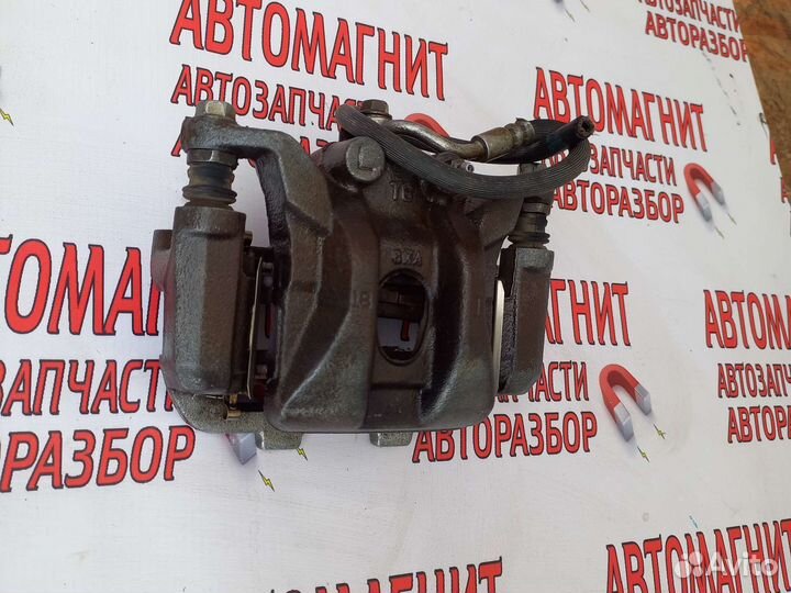 Супорт тормозной задний левый Инфинити QX80 Z62