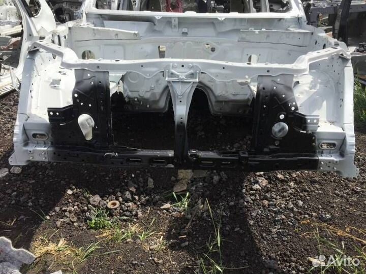 Панель передняя, Mitsubishi Pajero/Montero Sport