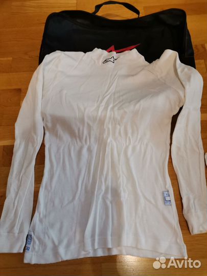 Экипировка для автоспорта. Комбинезон alpinestars