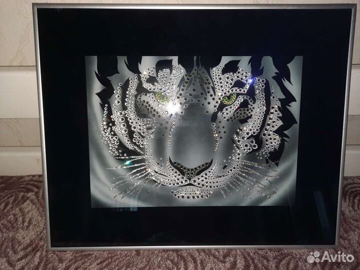 Картина со стразами swarovski