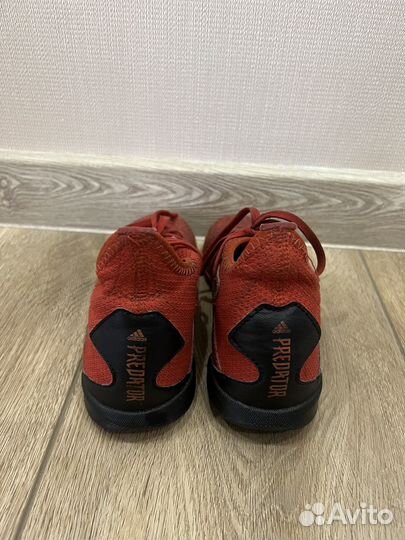 Бутсы adidas predator 32 размер, сороконожки