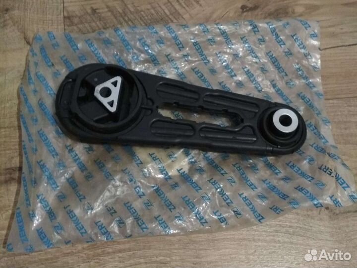 Опора двигателя Nissan Almera