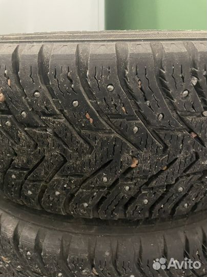 Nokian Tyres Hakkapeliitta 8 SUV 215/60 R17 100T