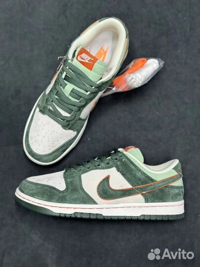 Кроссовки Nike