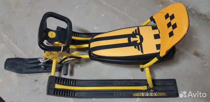 Детский снегокат бу