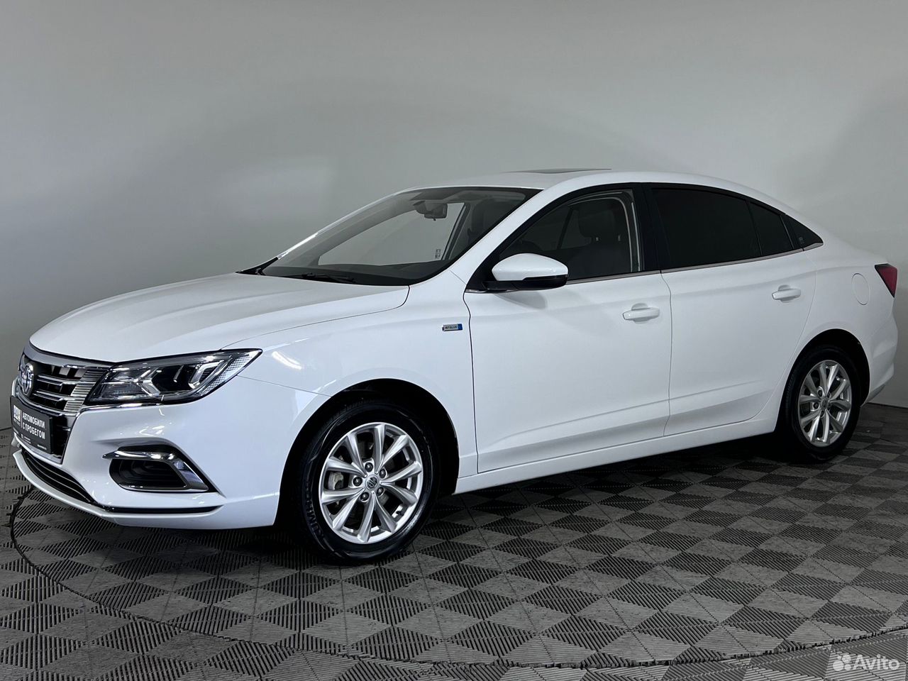 MG 5 1.5 CVT, 2023, 13 700 км