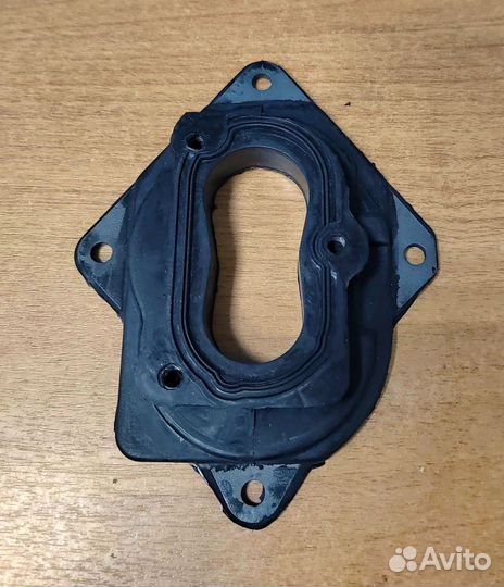 Фланец карбюратора VW Passat B3 1.6