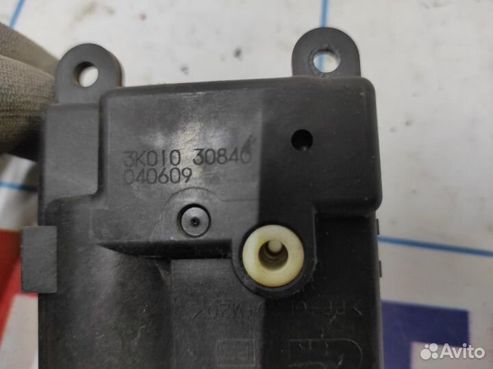 Моторчик заслонки отопителя Infiniti FX-35 (S50) 3