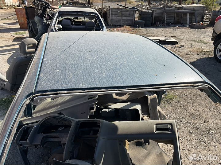 Крыша Тойота Авенсис Т220 седан