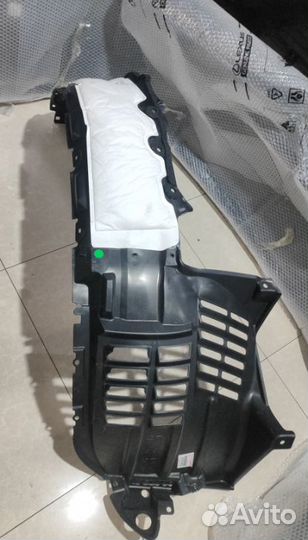 5387560160 подкрылок перед.правый новый LC200