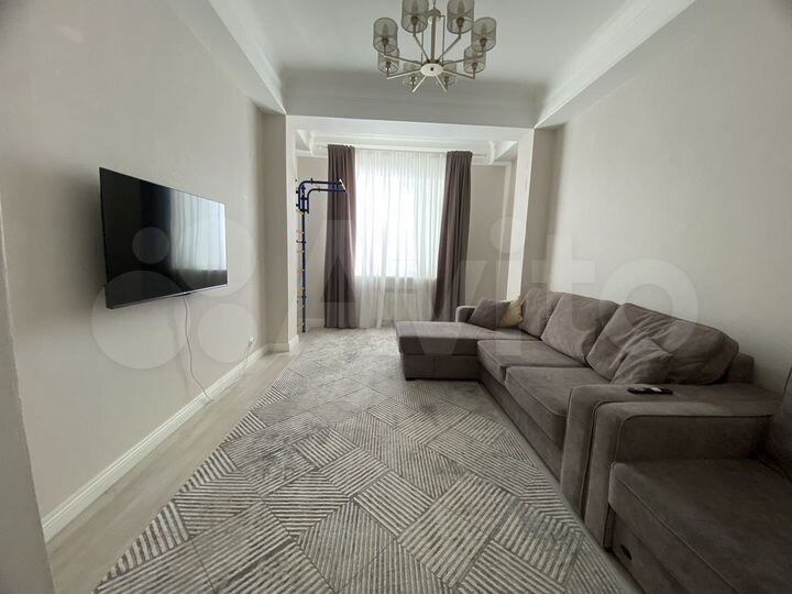 2-к. квартира, 71 м², 3/7 эт.