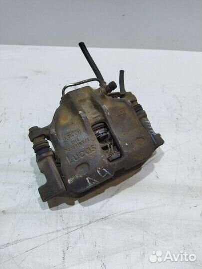 Суппорт передний правый Audi A4 B5