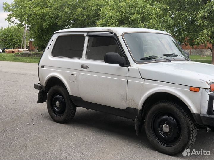 LADA 4x4 (нива) 2011год