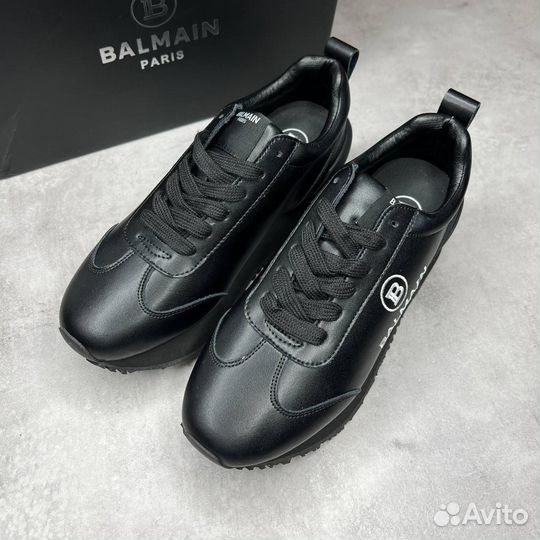 Balmain black