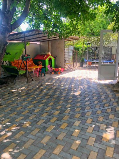 Дом 170 м² на участке 2 сот.