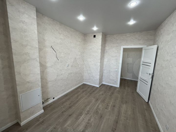 2-к. квартира, 41 м², 13/17 эт.