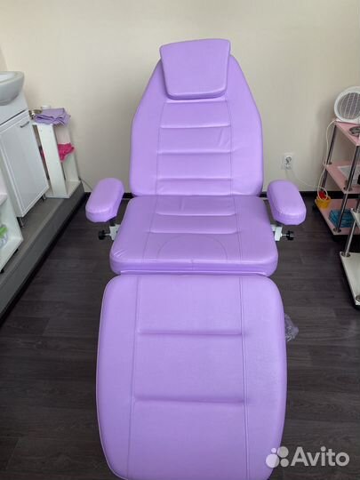 Кушетка косметологическая