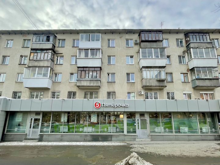 Помещение с магазином/арендатором (габ)