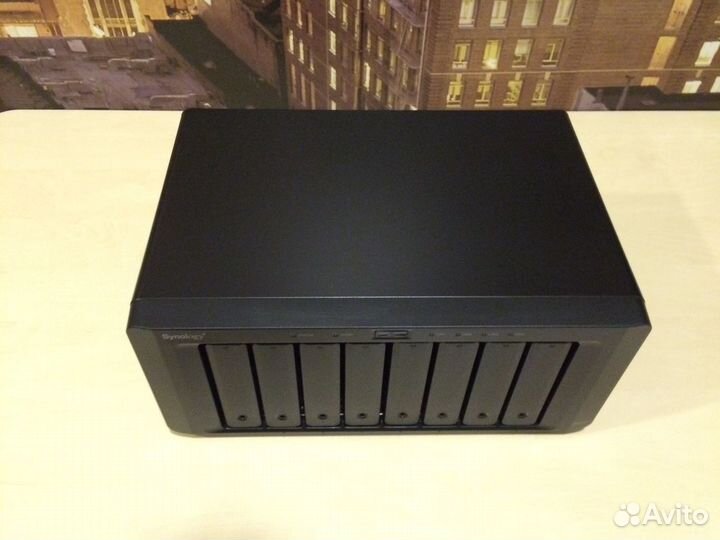 Сетевое хранилище NAS Synology DS1813+