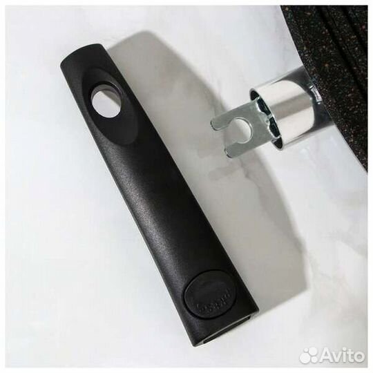 Новая сковорода Kukmara гриль 28х28