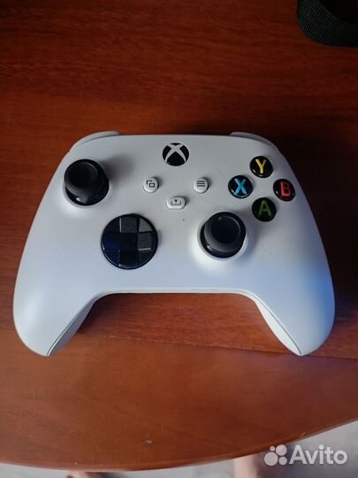 Xbox one s all digital 1tb 2020года