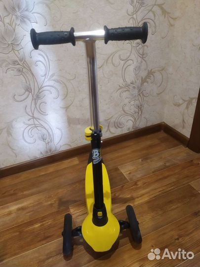 Самокат детский трехколесный