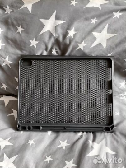 Чехол на iPad