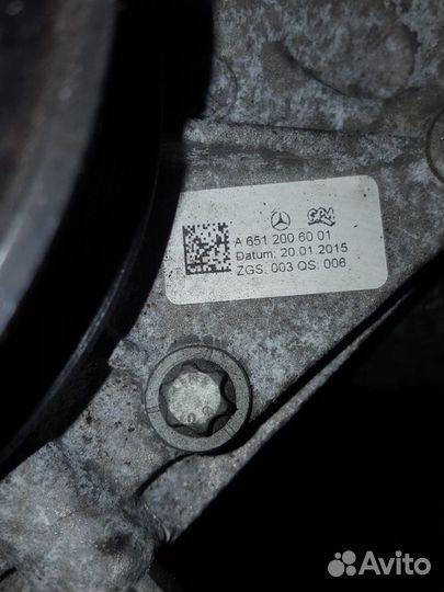 Водяной насос с трубками mersedes benz A651