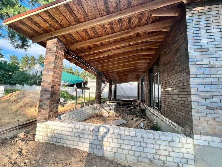 Коттедж 165 м² на участке 10 сот.