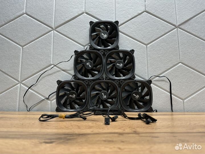 Корпусный вентиляторы Aerocool astro 12 PRO