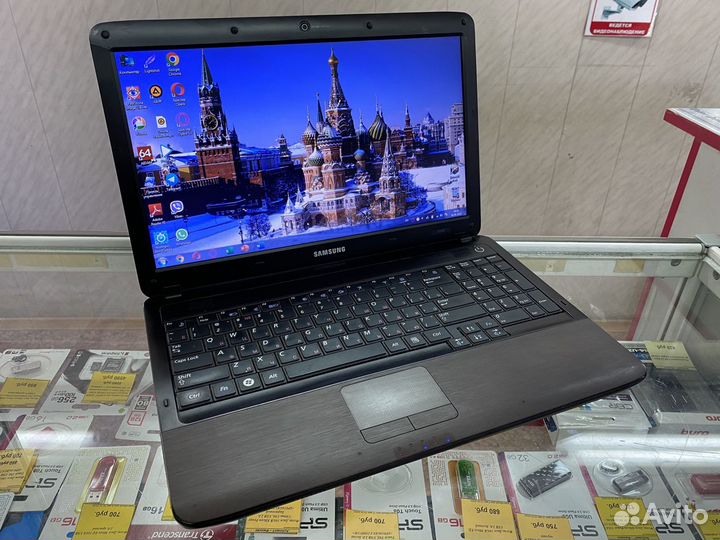 15.6 Ноутбук Samsung NP-R540 i3-2 ядра, SSD, Win7