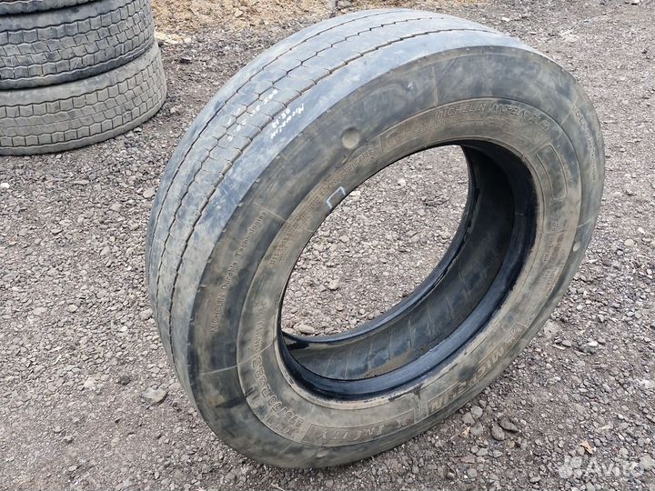 Michelin 275/70 R22.5