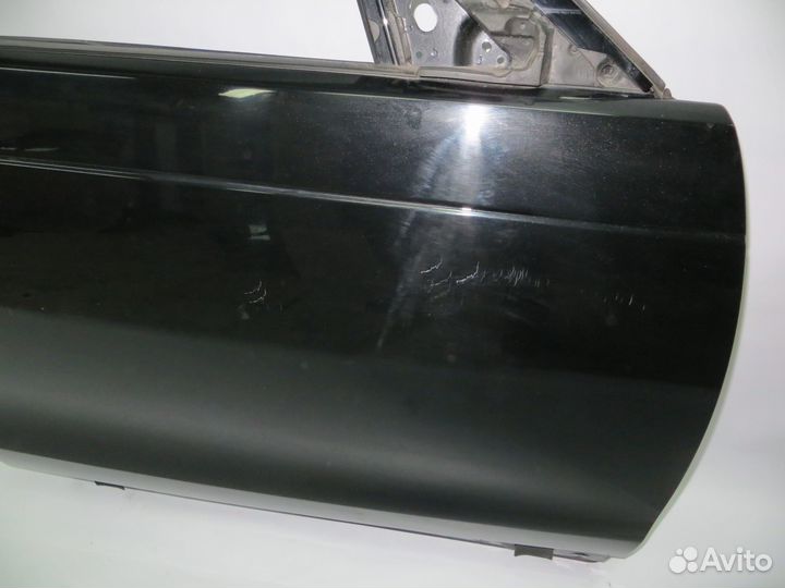 Дверь передняя правая Land Rover Discovery L462