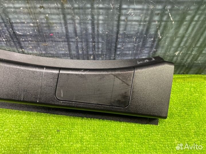 Пластик багажника правый Bmw X5 E70 N52 2007