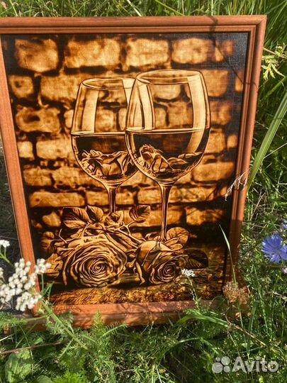 Картина, выжженная на дереве(бокалы)