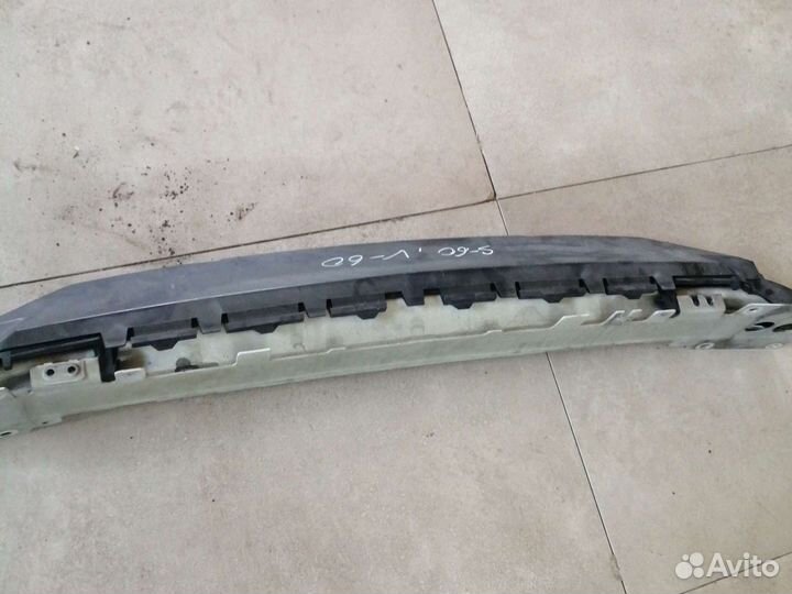 Усилитель передний на вольво s 60, v 60