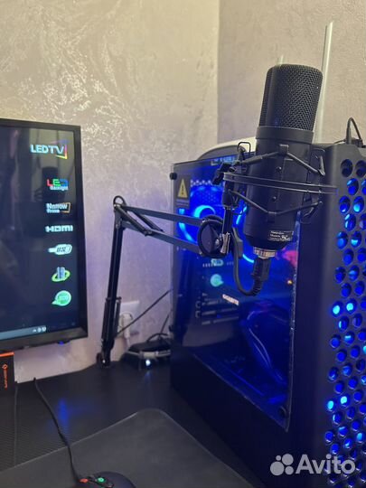 Микрофон dexp BK-20 с держателем