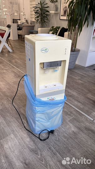 Кулер напольный с охлаждением и кипячением