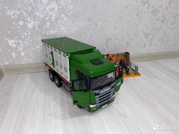 Грузовик bruder