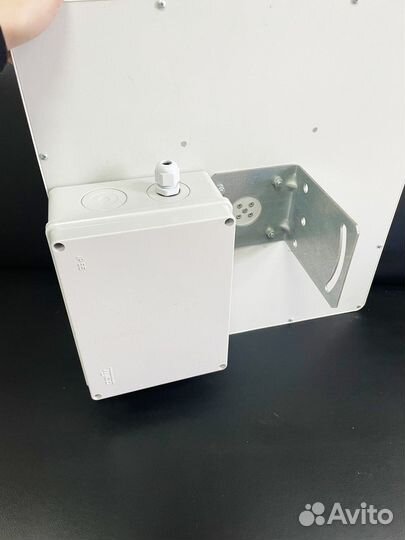 Панельная антенна mimo 2x2 BOX 17-20dBi