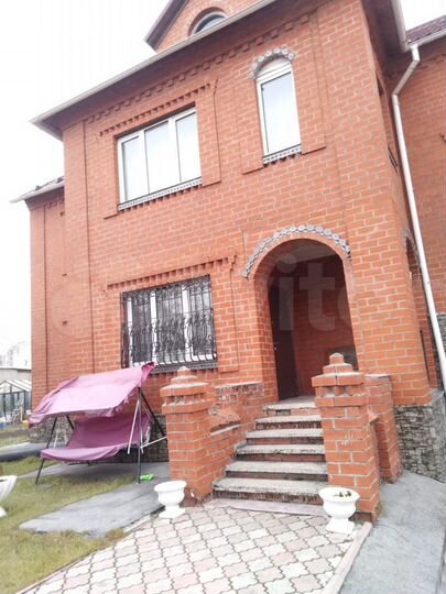 Дом 372 м² на участке 15 сот.