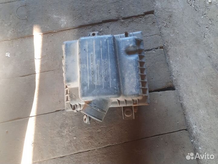 Daewoo Nexia корпус воздушного фильтра